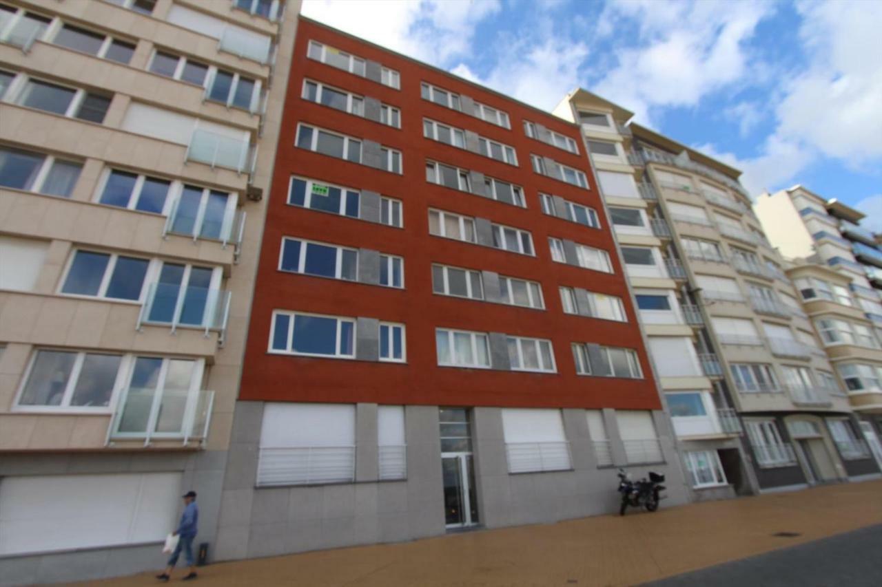 2 Slaapkamer Appartement Op De Zeedijk Van Oostende. מראה חיצוני תמונה